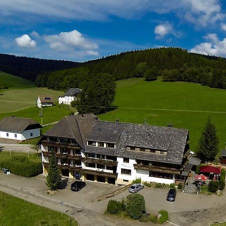 Landgasthof Jostalstueble Titisee-Neustadt Exterior foto