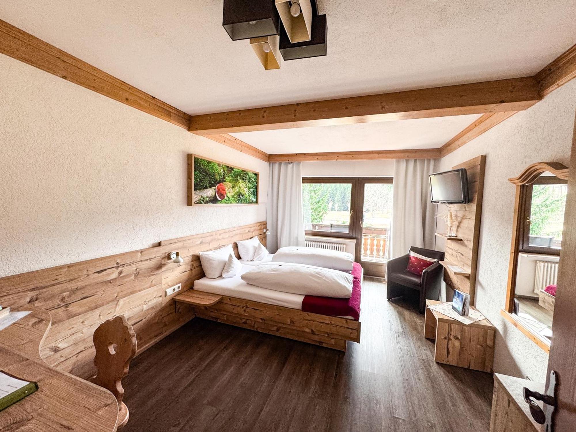 Landgasthof Jostalstueble Titisee-Neustadt Exterior foto