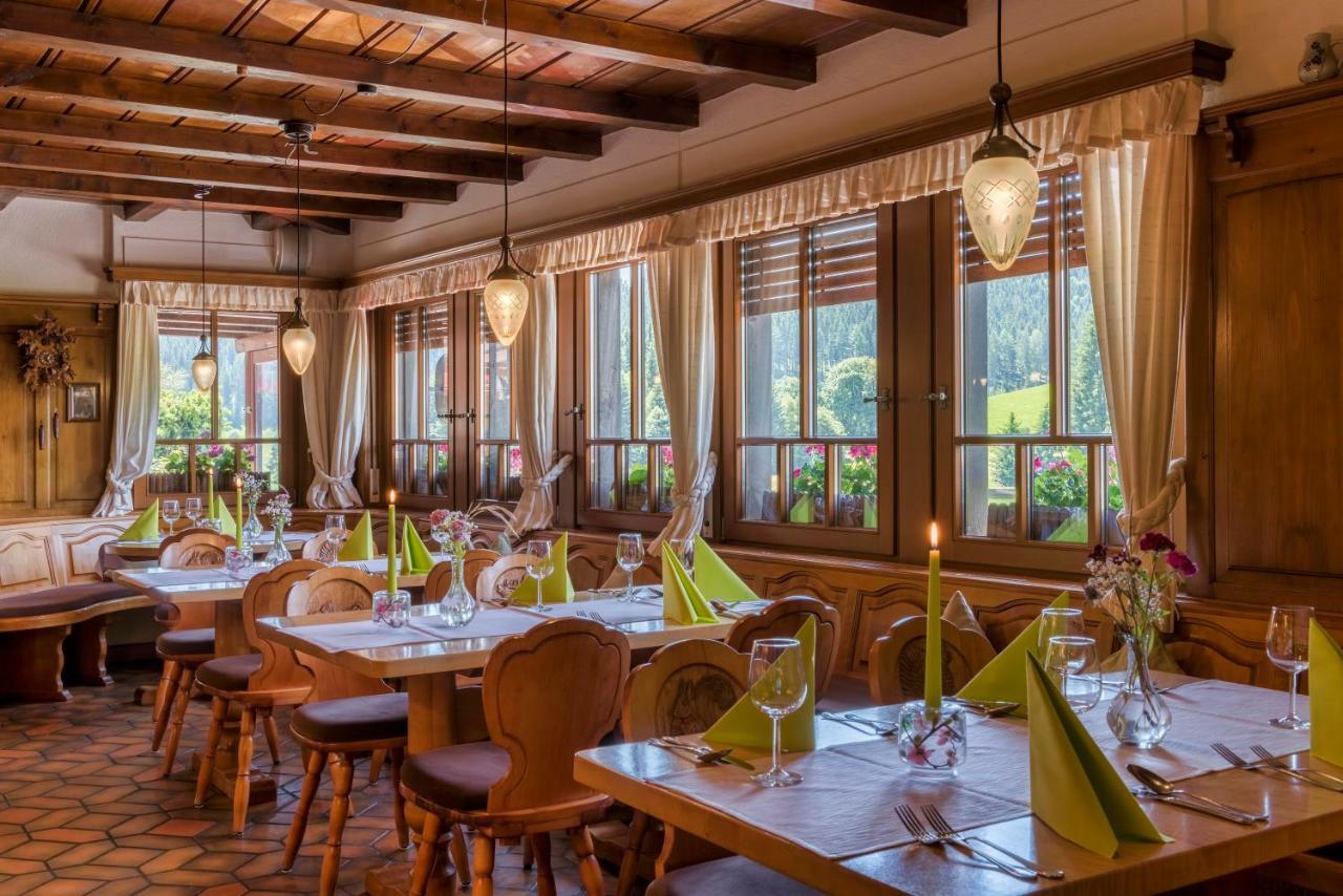 Landgasthof Jostalstueble Titisee-Neustadt Exterior foto